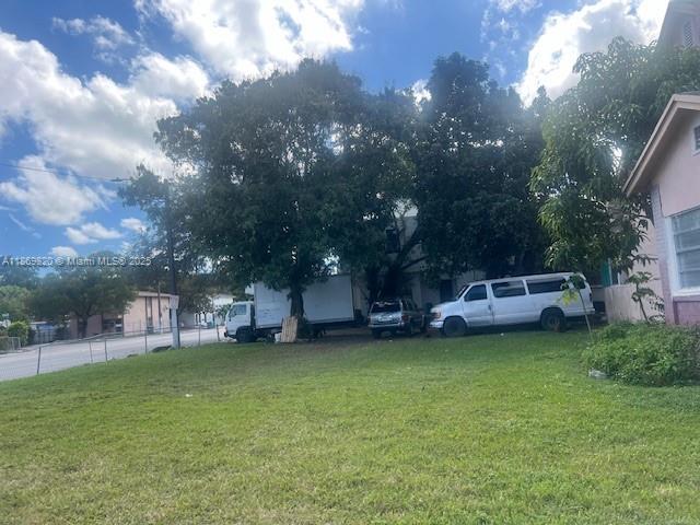 10 NW 60th St