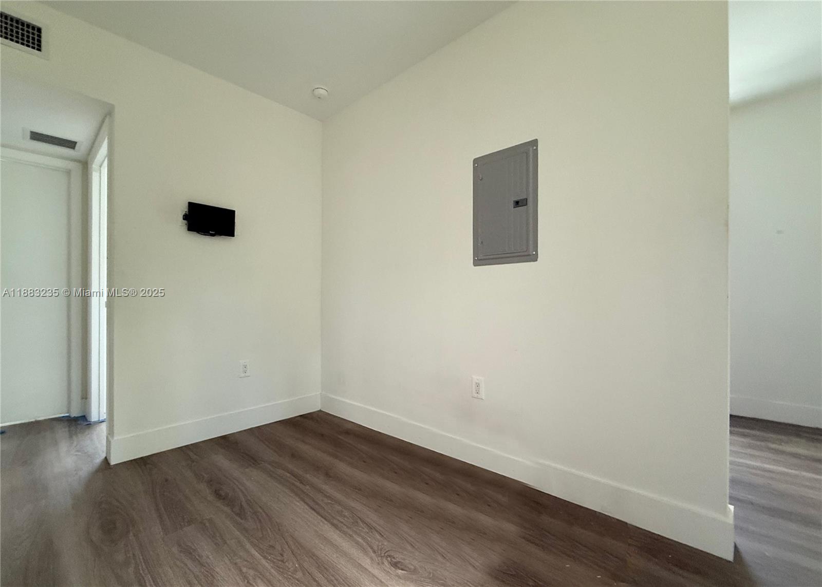 WADDELLS - Residential Lease