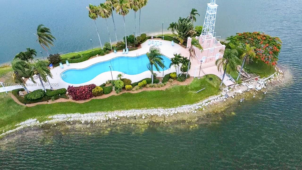 CORAL BAY - Residential