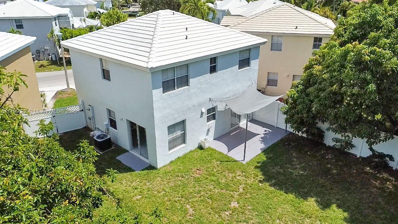 CORAL BAY - Residential