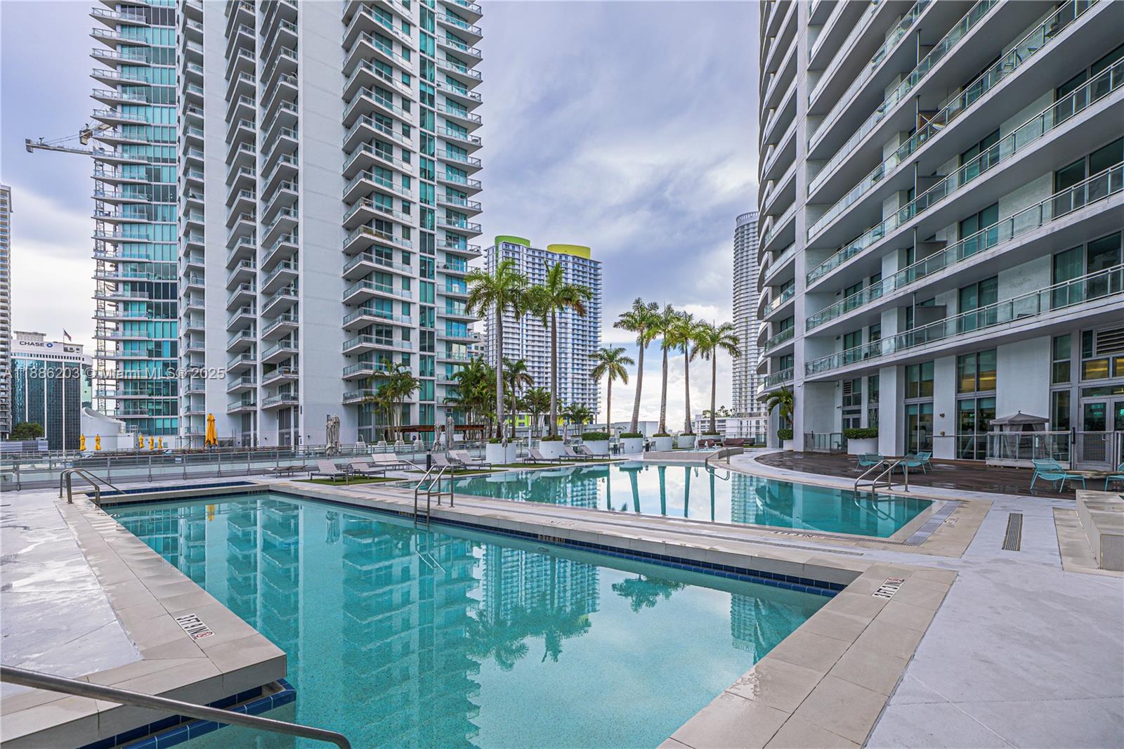 IVY CONDO - Residential