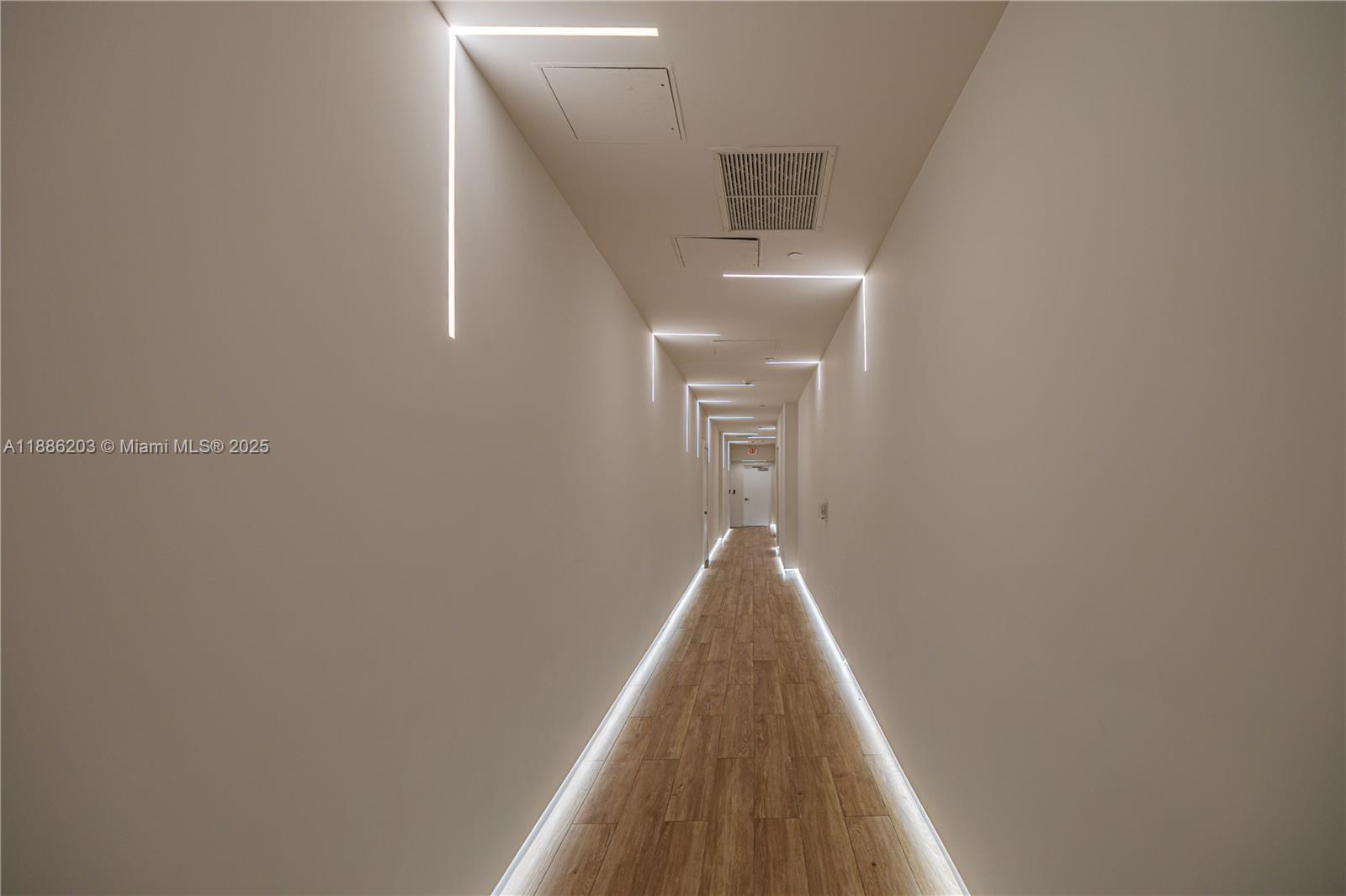 IVY CONDO - Residential