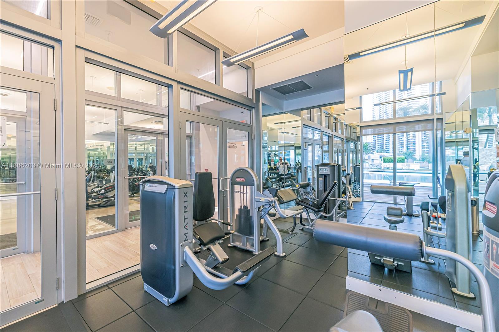 IVY CONDO - Residential