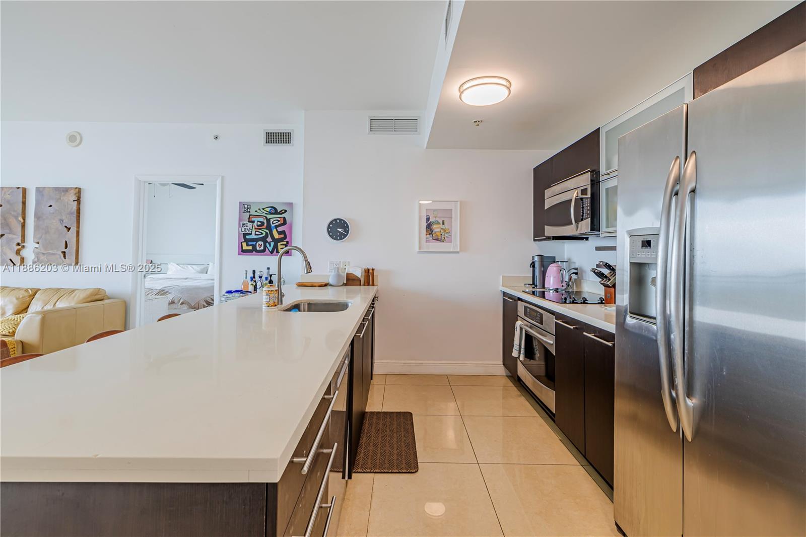 90 SW 3rd St 3705