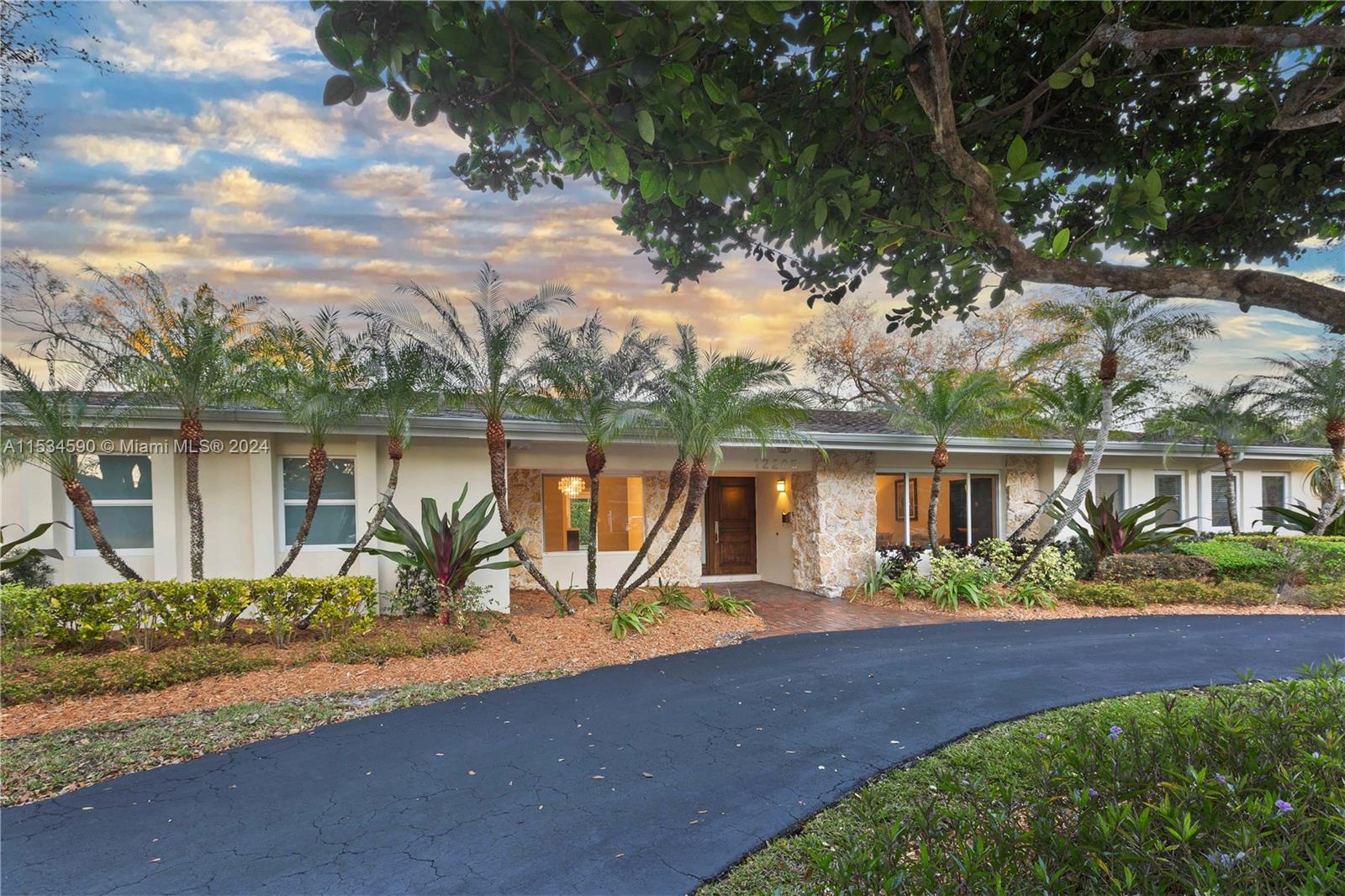 STONEHAVEN EAST - Residential