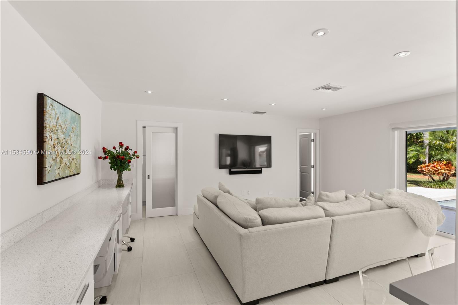 STONEHAVEN EAST - Residential