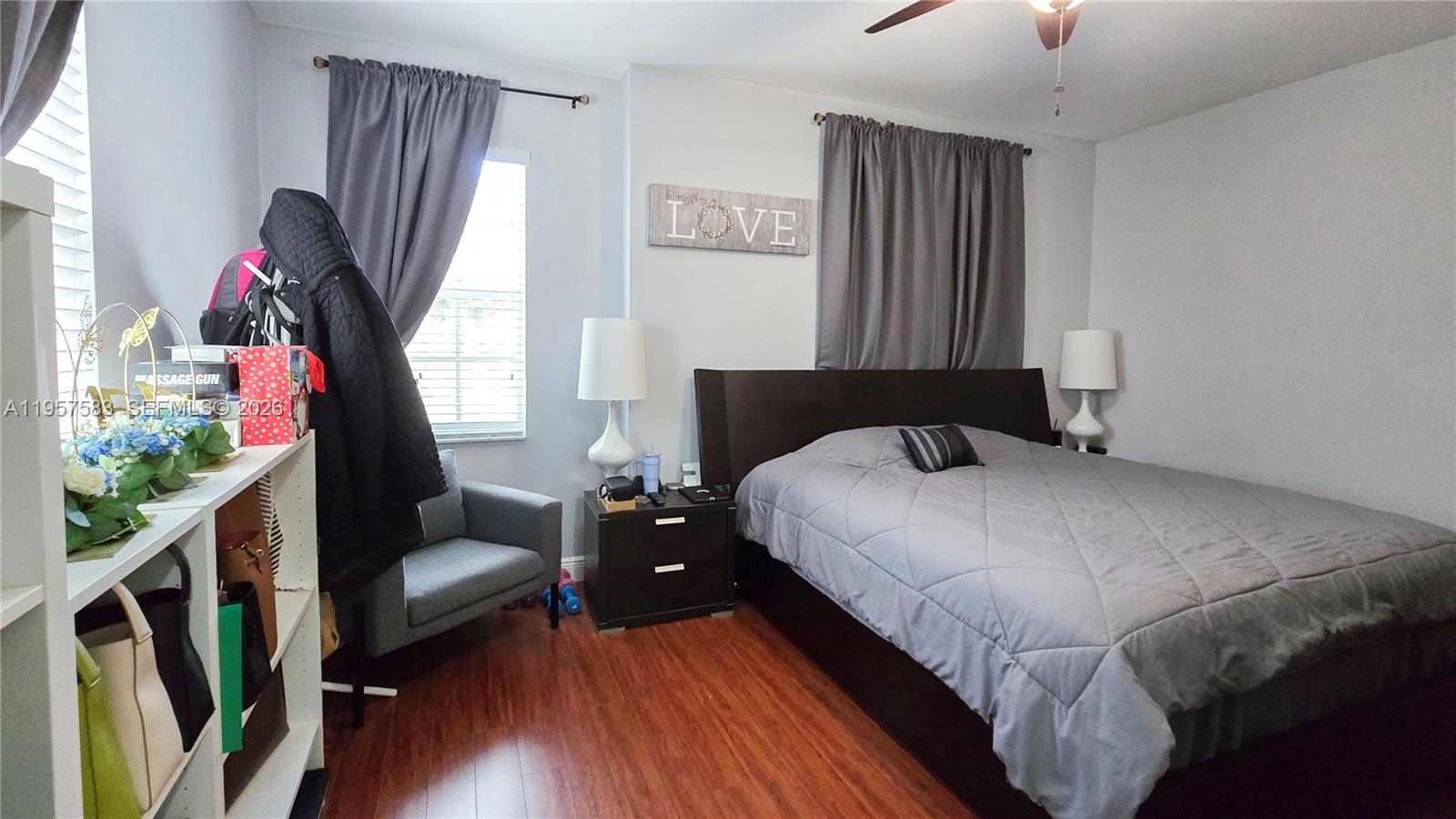 ESCADA VILLAS - Residential Lease