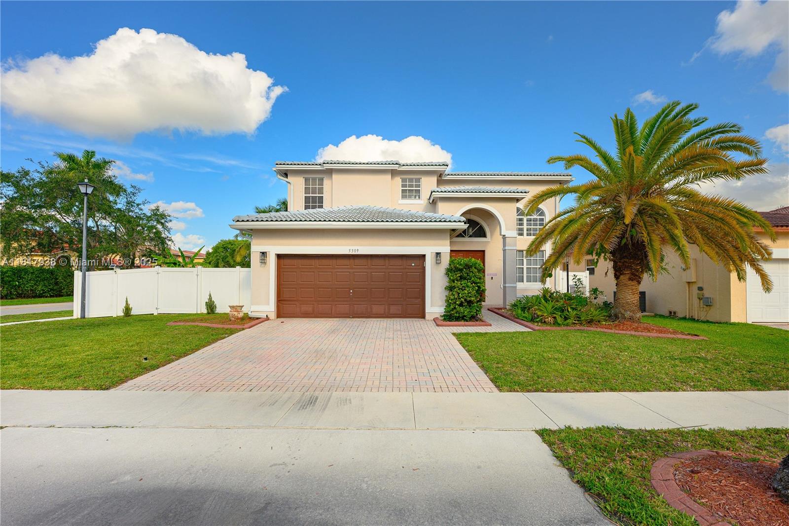 5309 Sw 133rd Ave, Miramar, Broward County, Florida - 3 Bedrooms  
2 Bathrooms - 