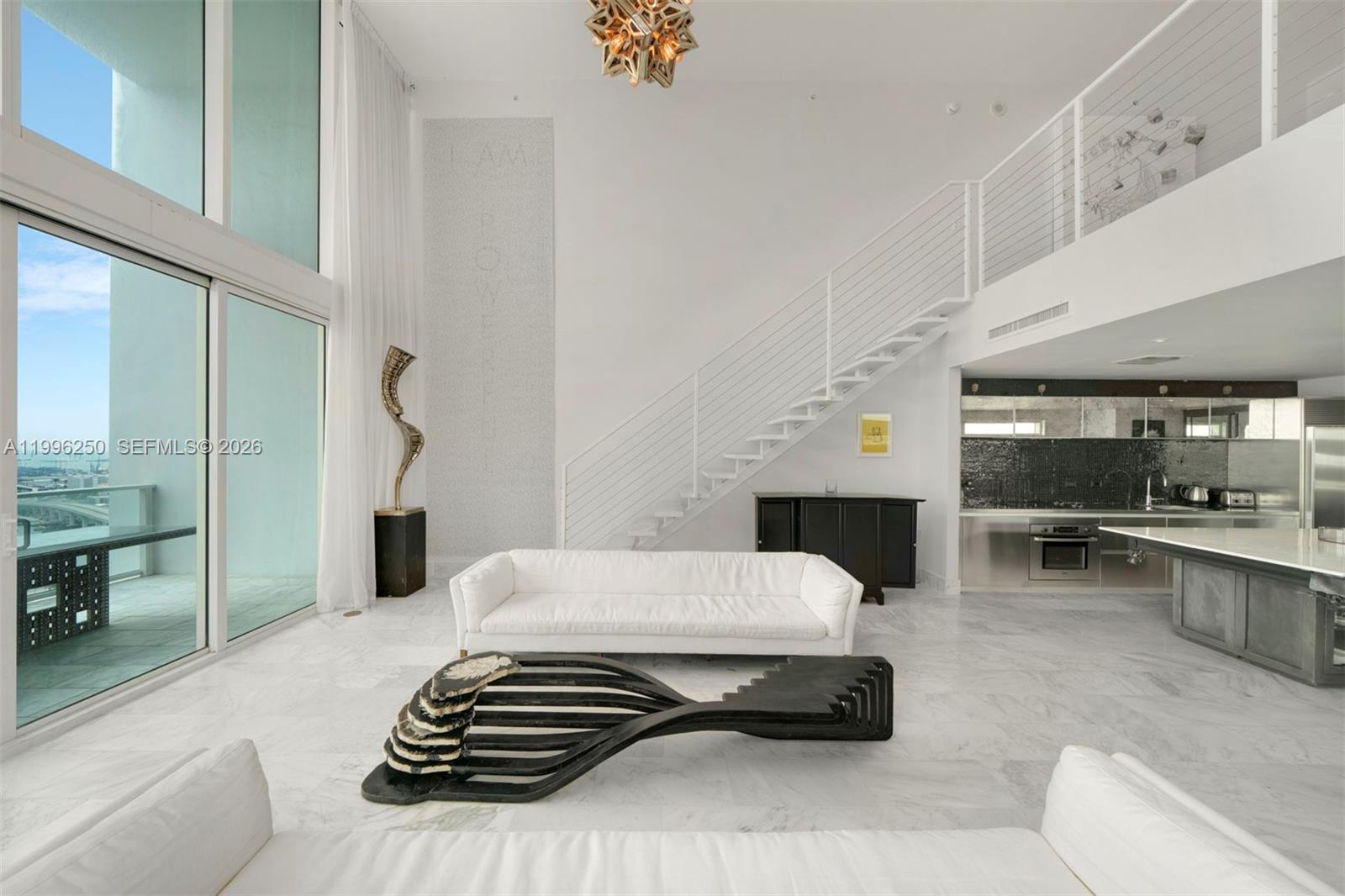 1040 Biscayne Blvd 3304