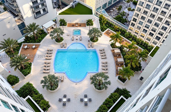 300 S BISCAYNE BLVD APT T-2407, MIAMI, FL 33131 - Image 3d4cd0bd621f3b2dce9a047e1e07a8f6/2425134395
