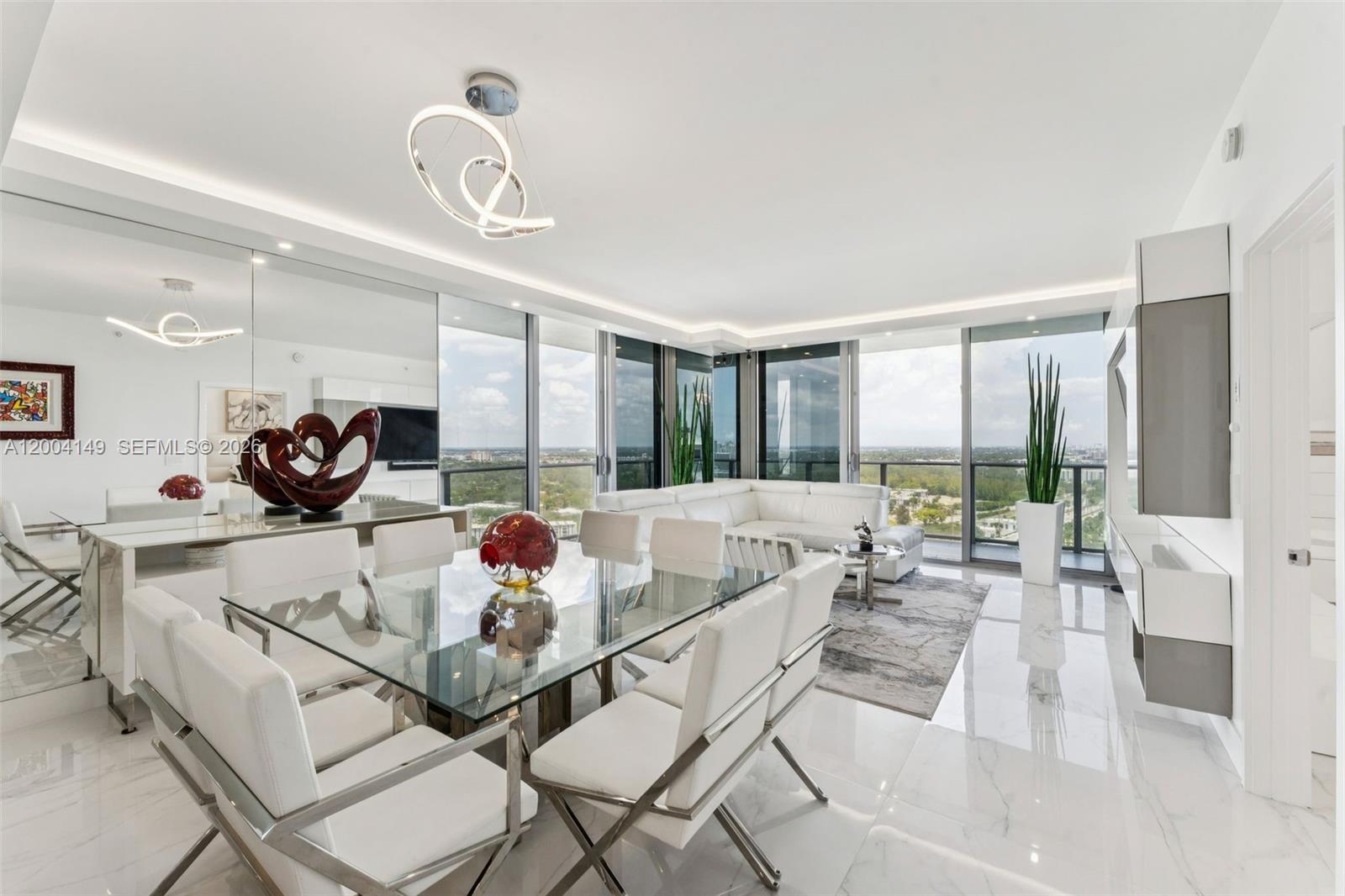 THE HARBOUR NORTH CONDO - Residential
