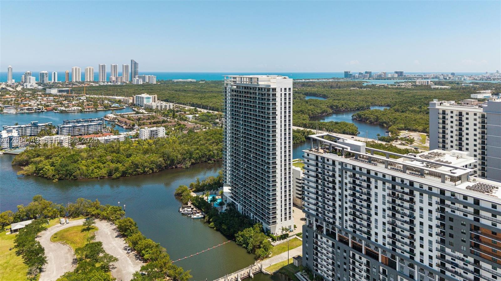 16385 Biscayne Blvd 3001