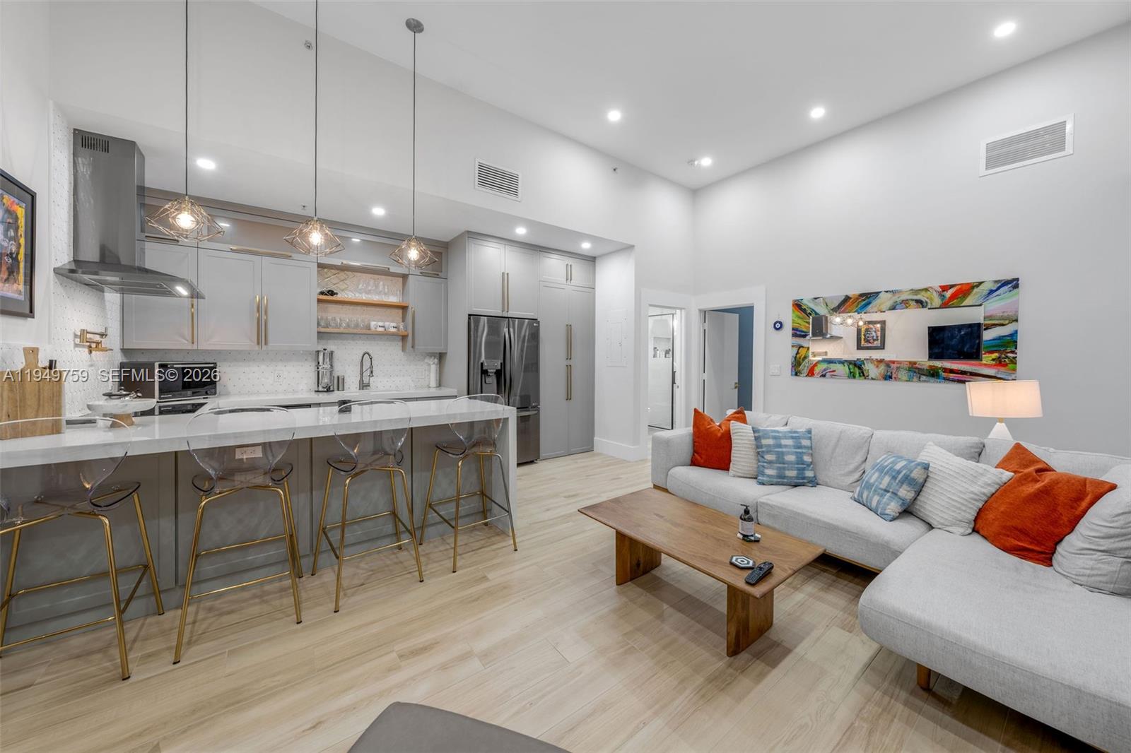 THE NOLOBI CONDO - Residential