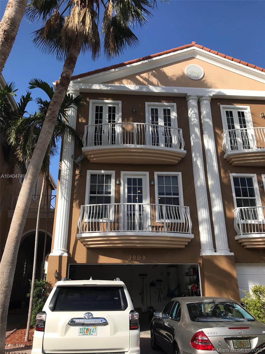 AQUAVISTA CONDO - Residential