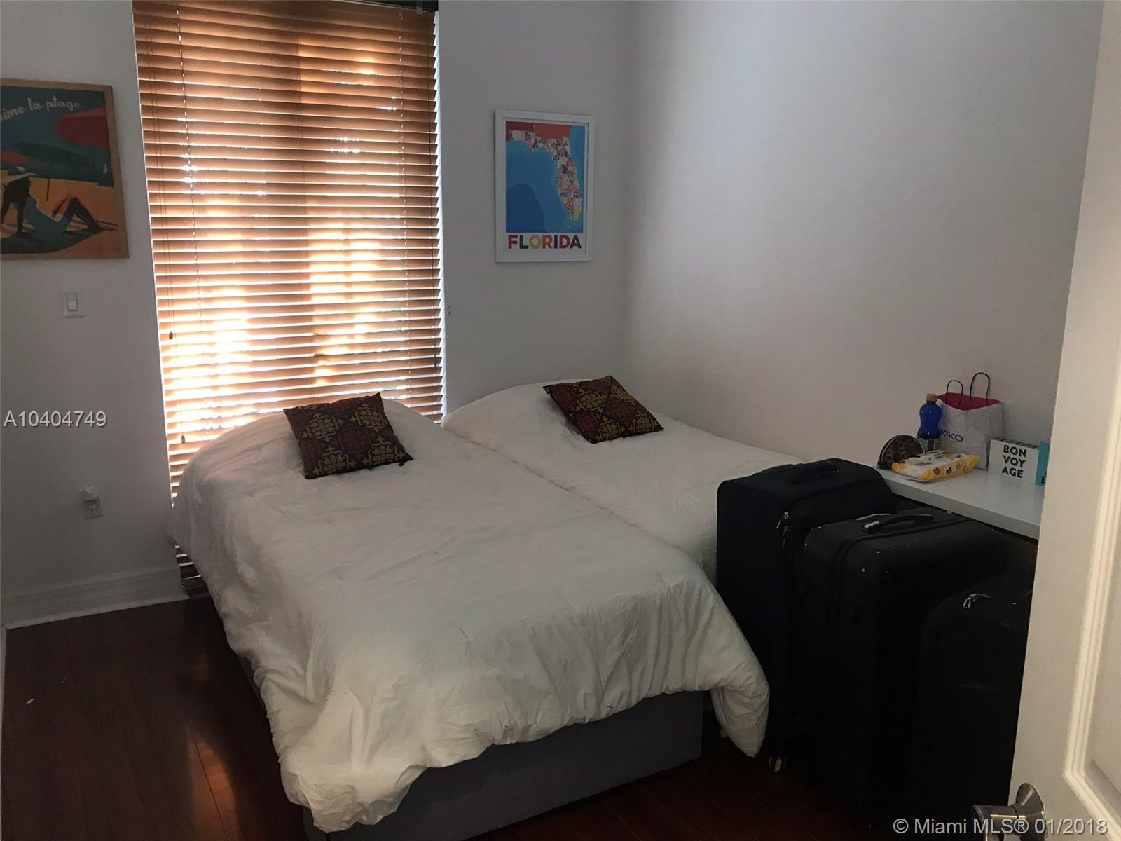 AQUAVISTA CONDO - Residential