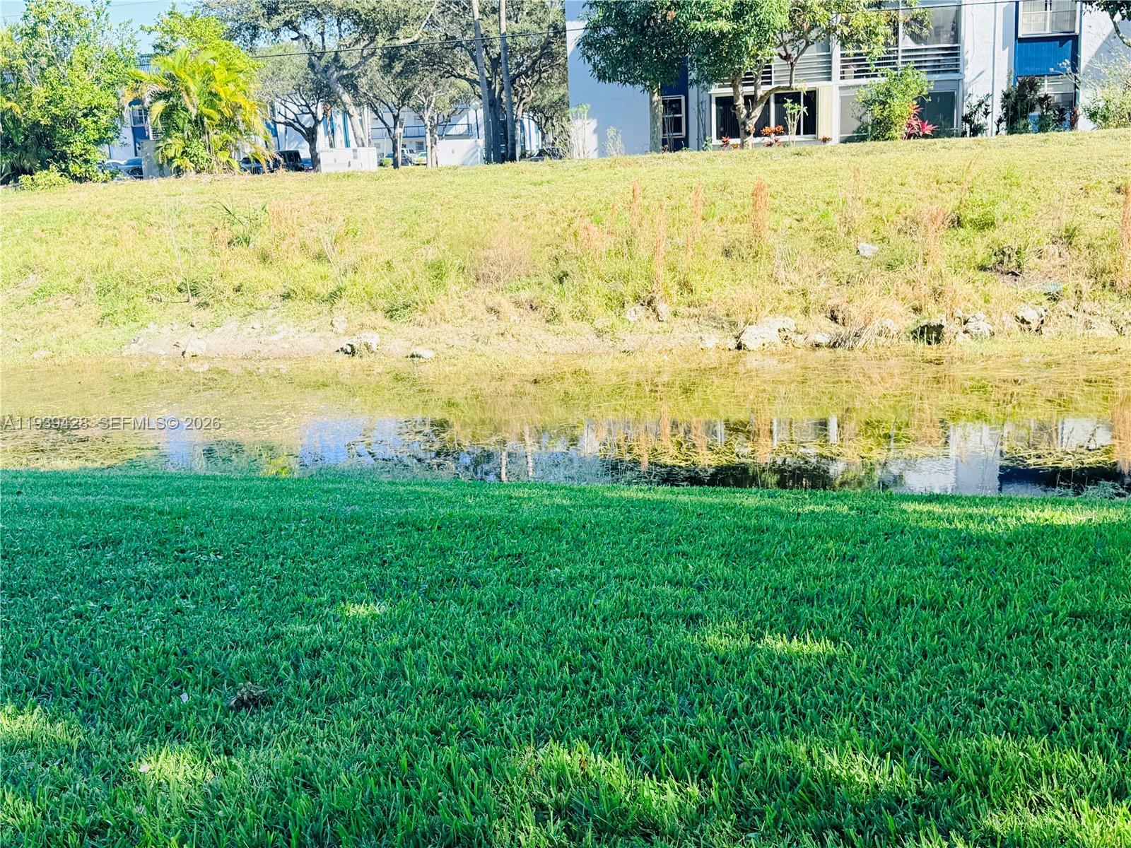 VILLAS OF RIVERSIDE CONDO - Residential