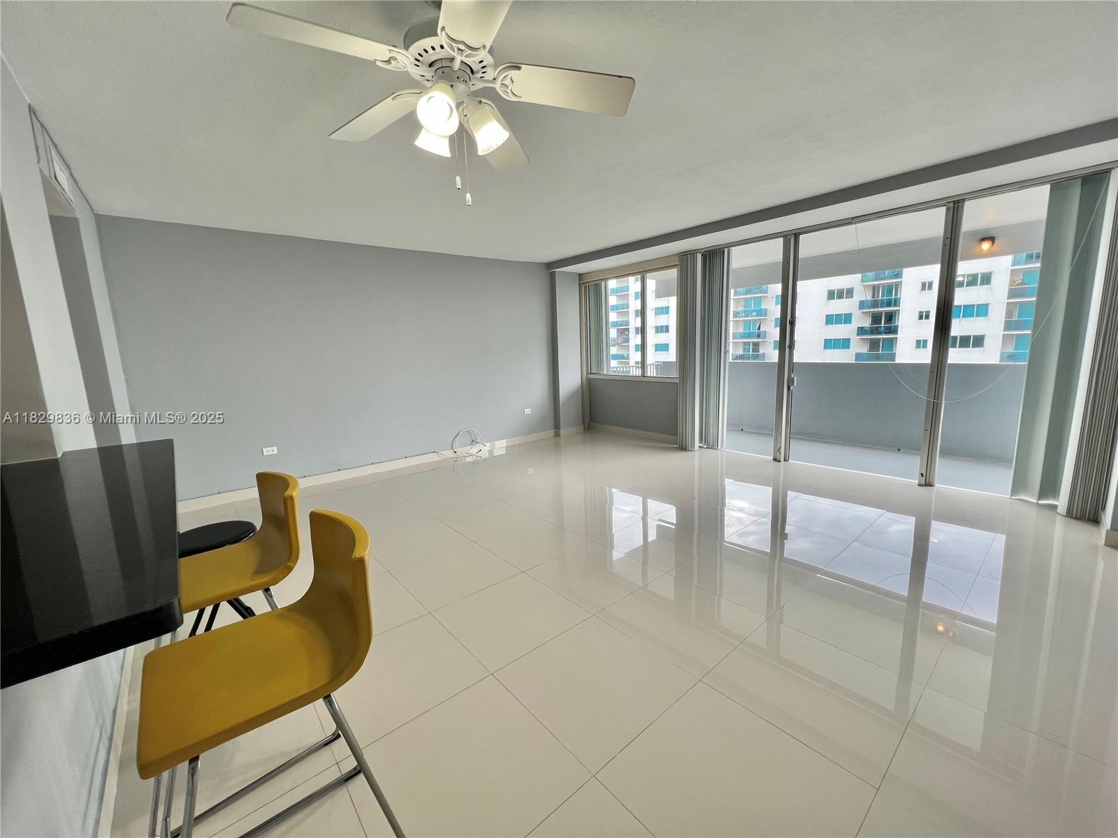 7545 E Treasure Dr 7K