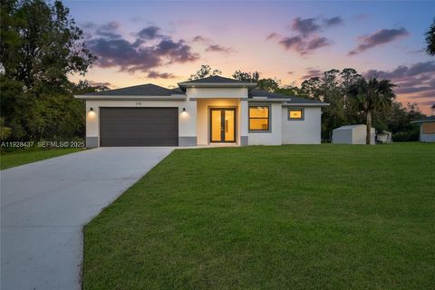 618 Sheldon Ave Lehigh Acres FL 33936