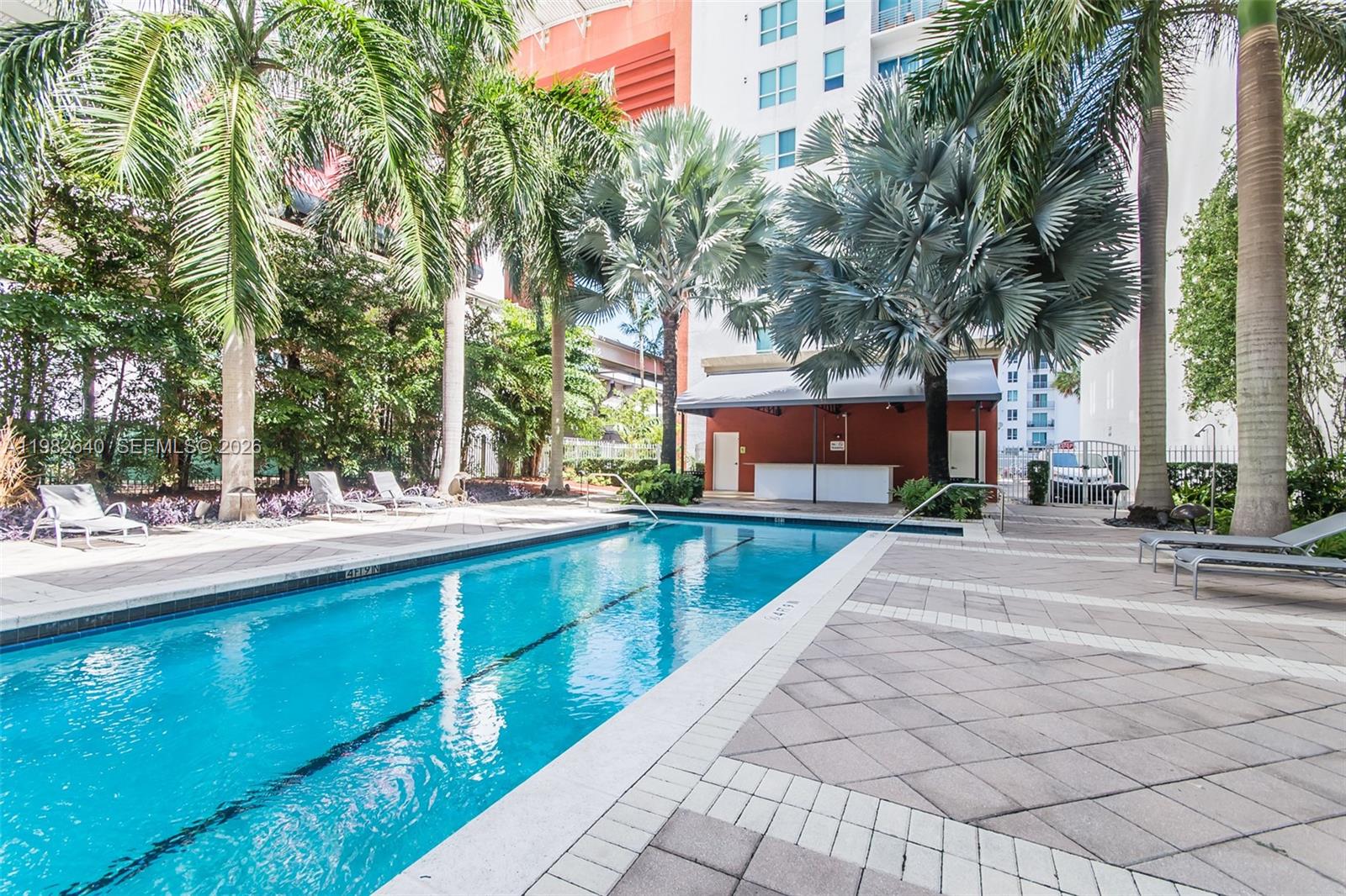 THE LOFT DOWNTOWN II COND - Residential Lease