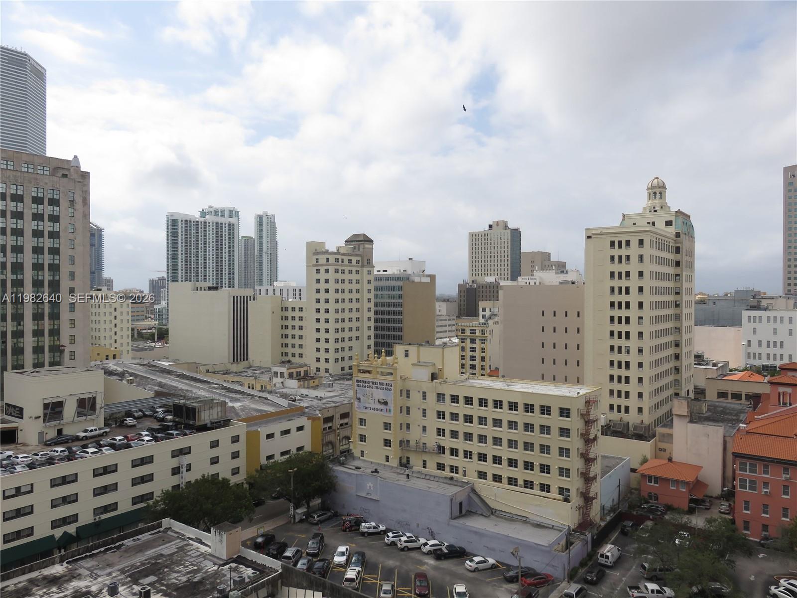 THE LOFT DOWNTOWN II COND - Residential Lease