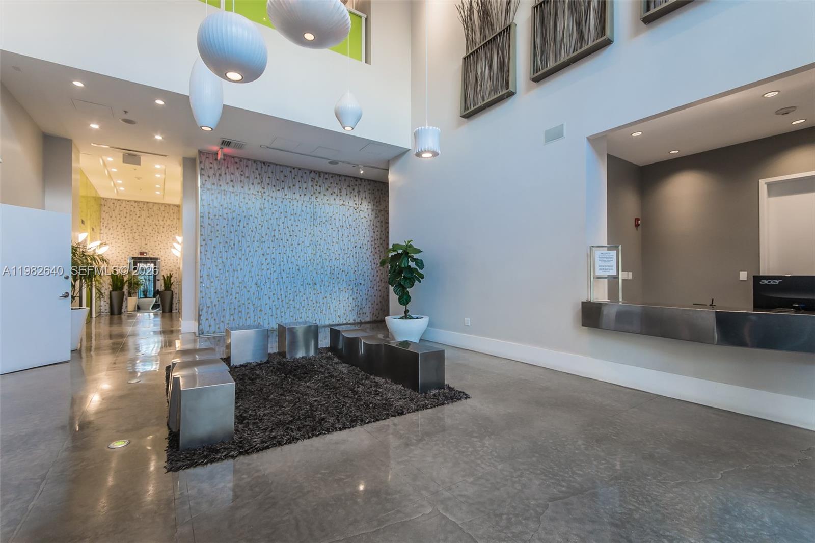 THE LOFT DOWNTOWN II COND - Residential Lease