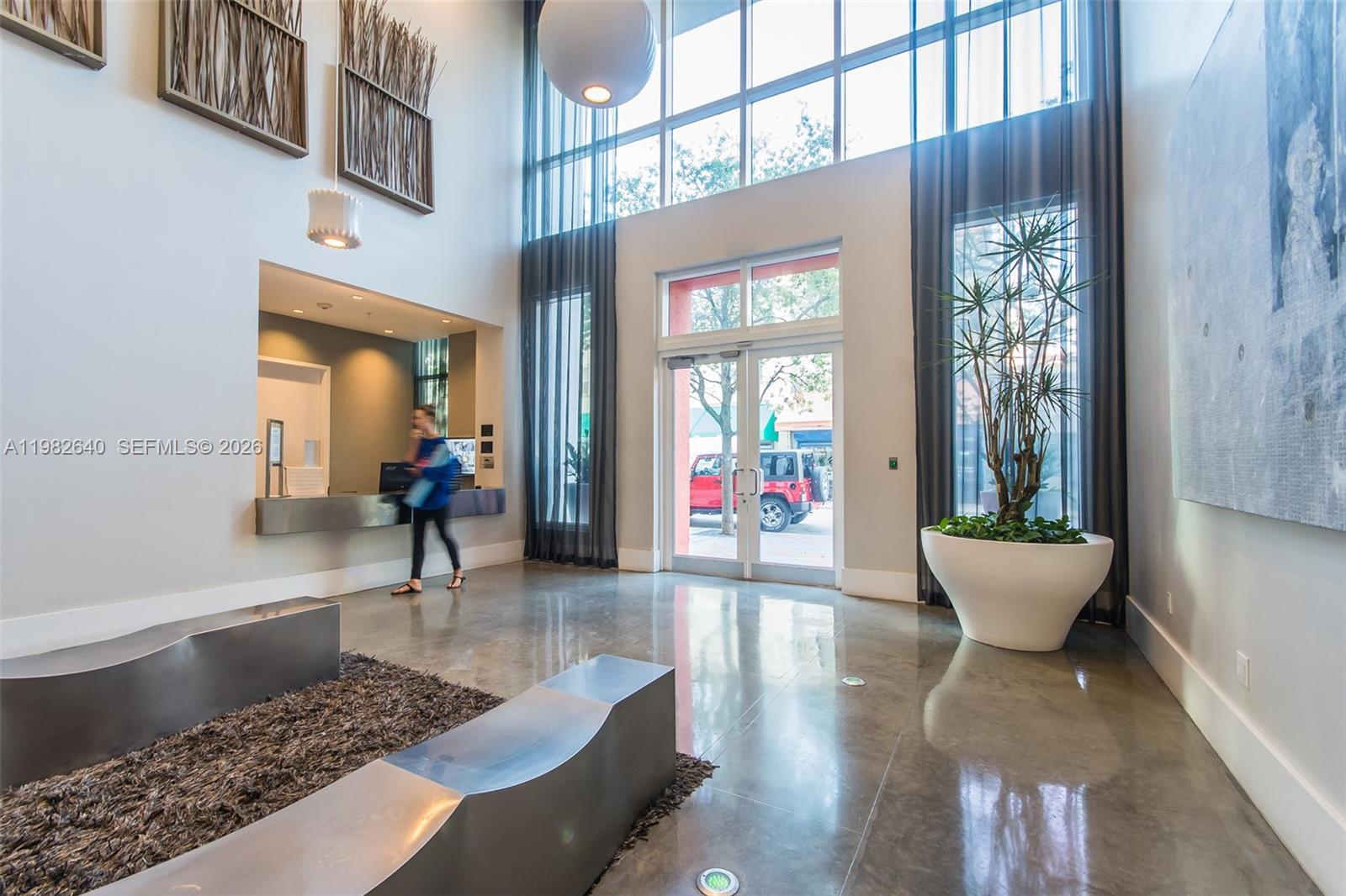 THE LOFT DOWNTOWN II COND - Residential Lease