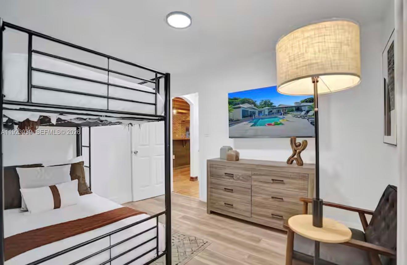 MARTHA BRIGHT FARMS - Residential