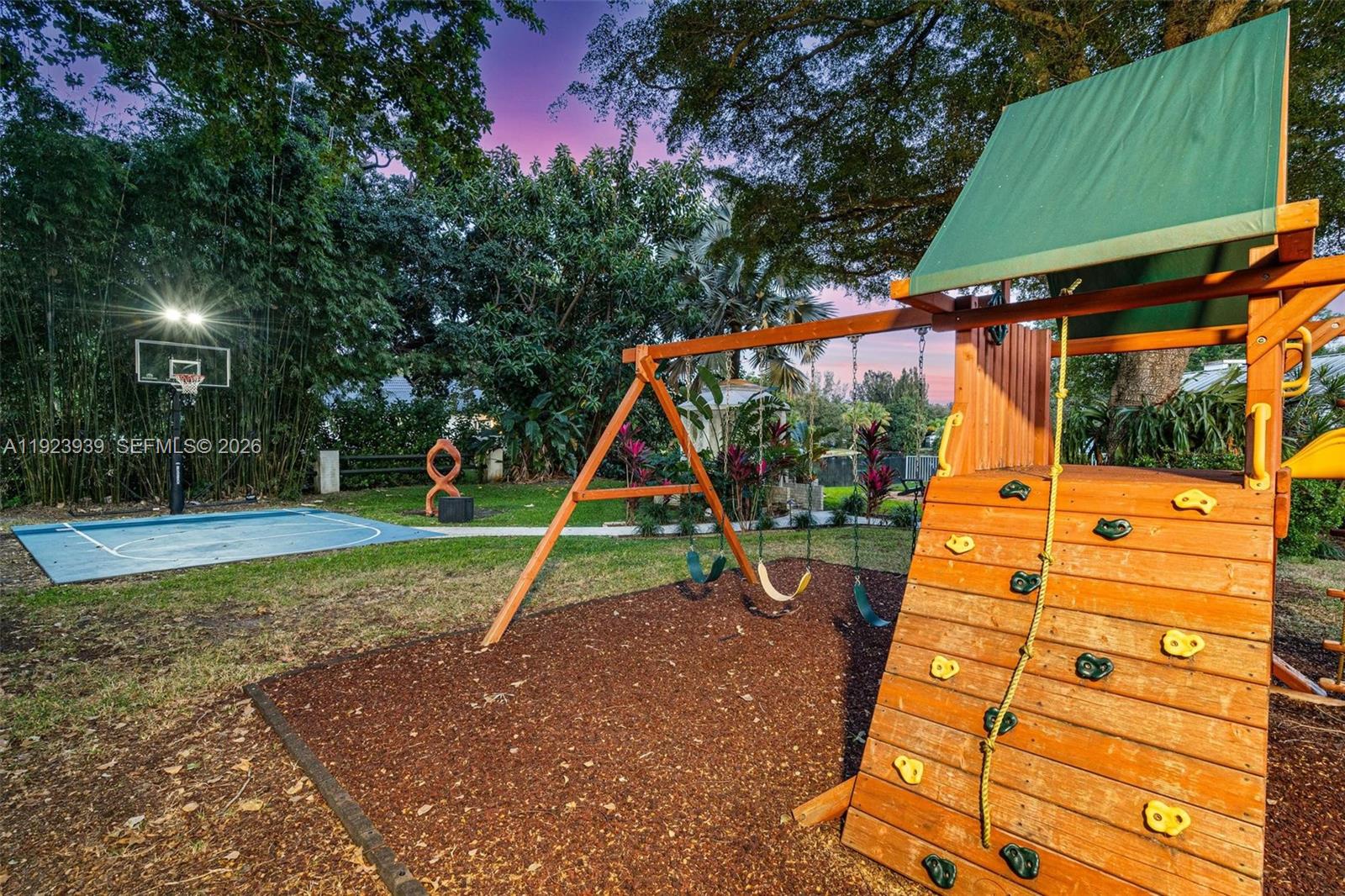 MARTHA BRIGHT FARMS - Residential