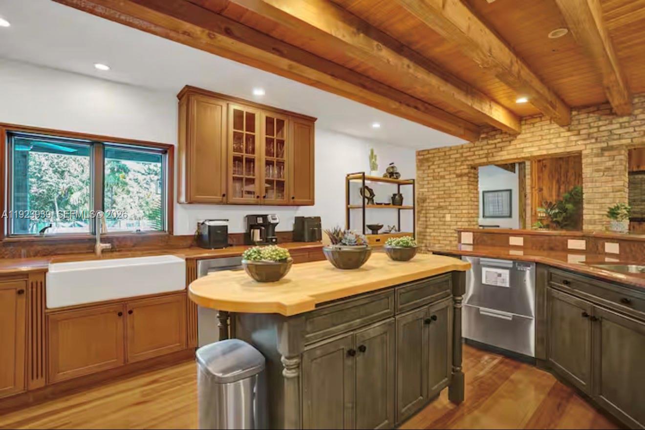 MARTHA BRIGHT FARMS - Residential