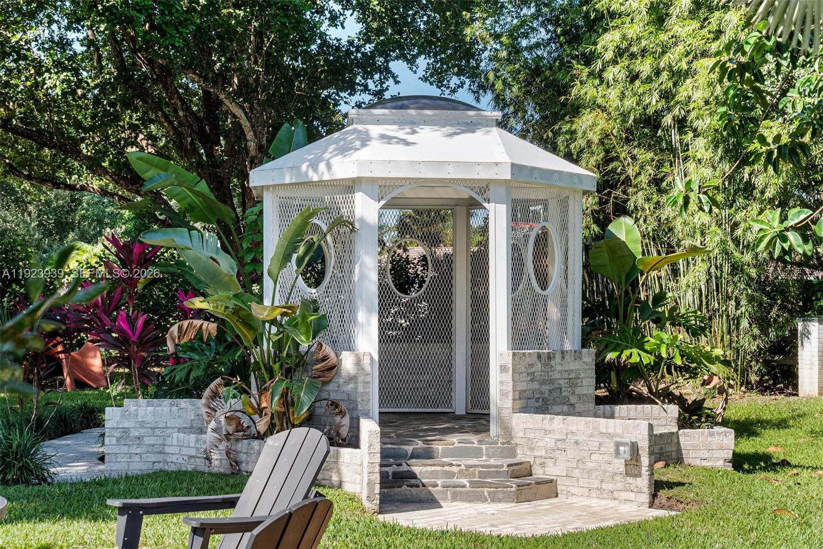 MARTHA BRIGHT FARMS - Residential