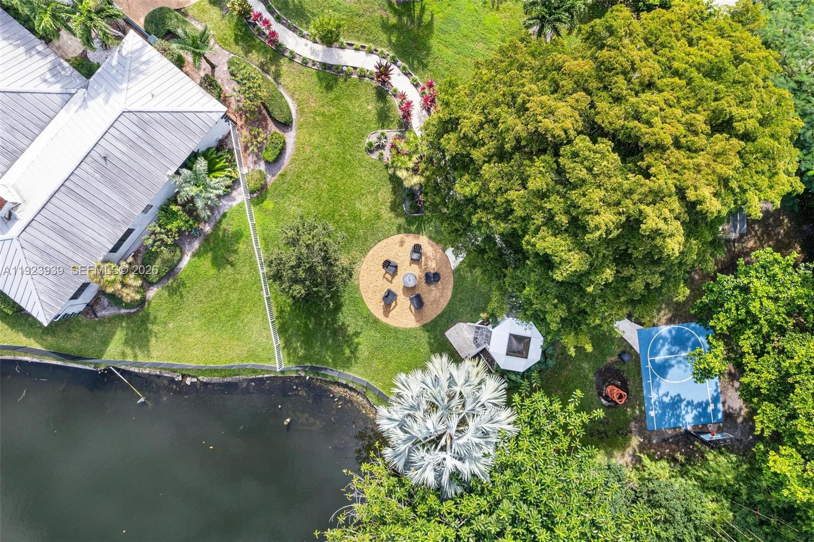 MARTHA BRIGHT FARMS - Residential