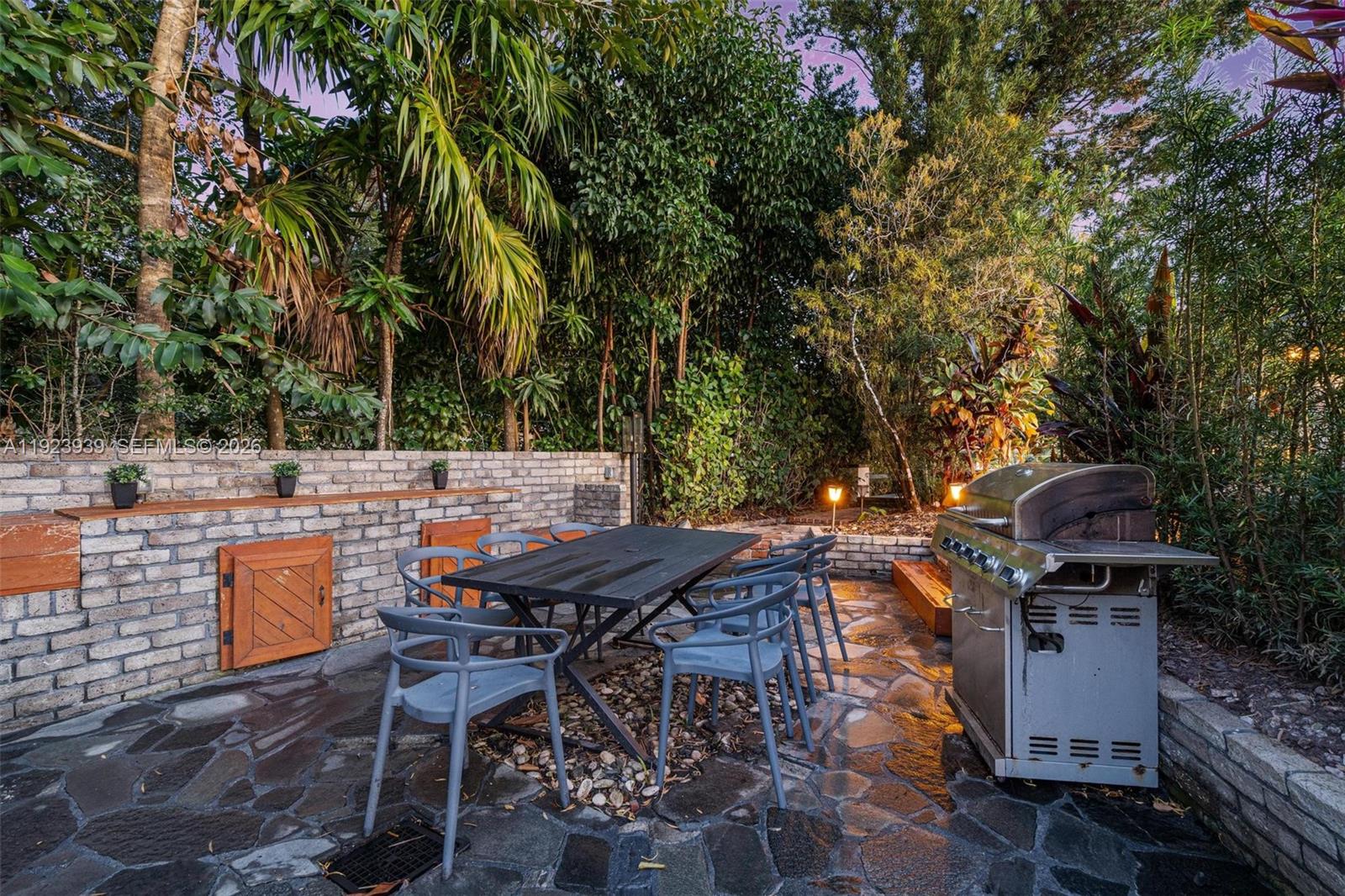 MARTHA BRIGHT FARMS - Residential