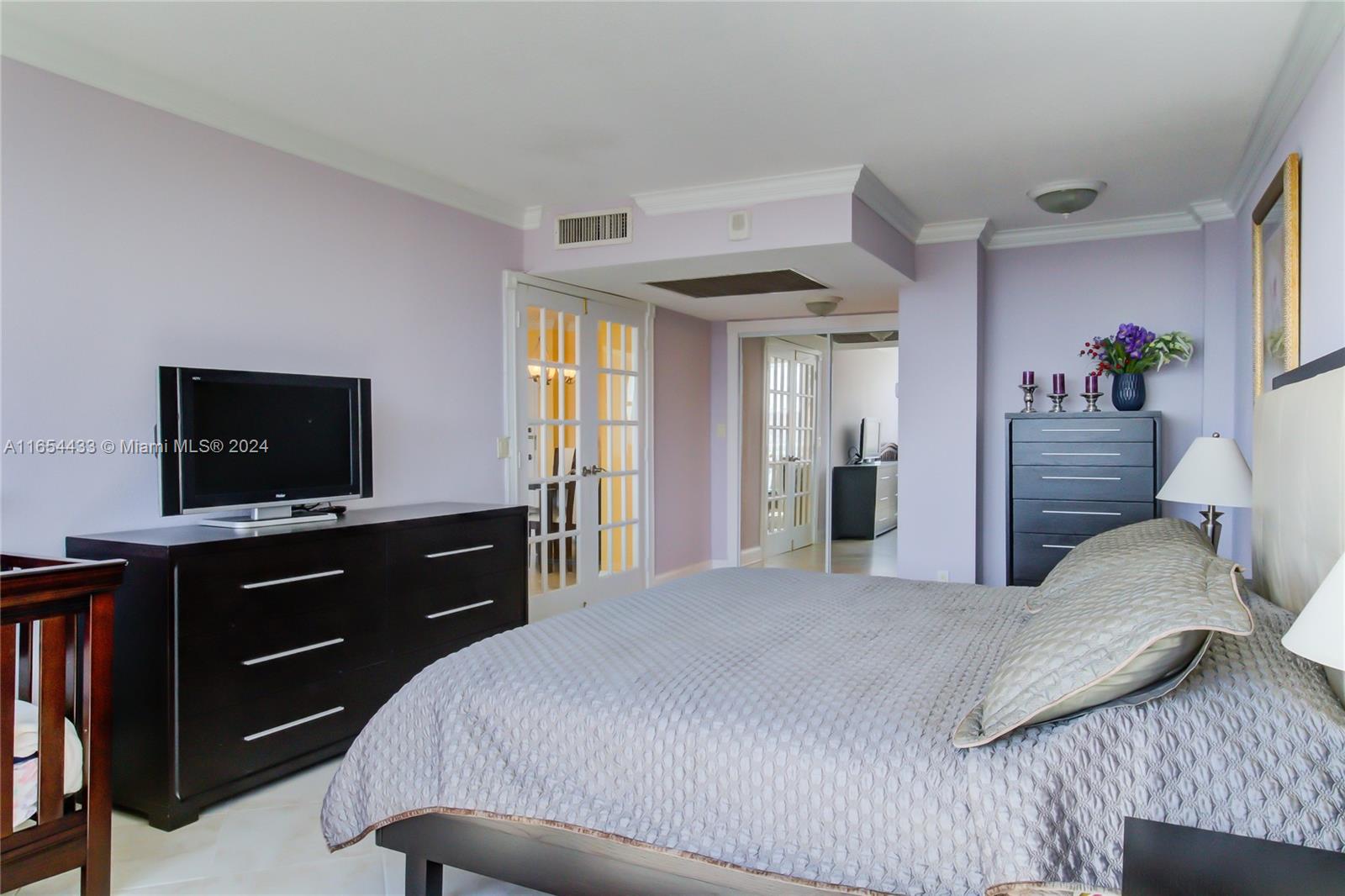 PARKER PLAZA CONDO ESTATE - Residential