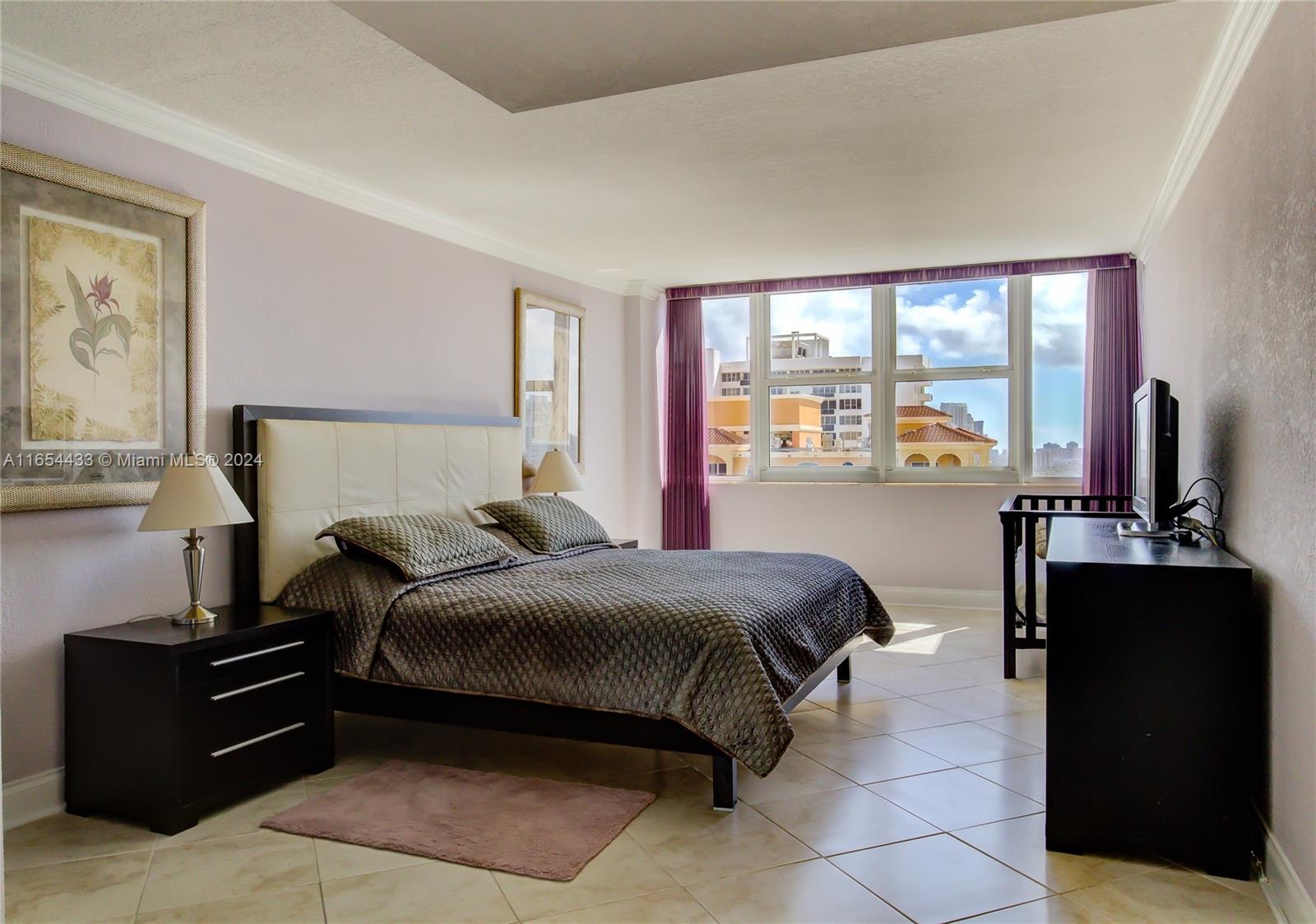 PARKER PLAZA CONDO ESTATE - Residential