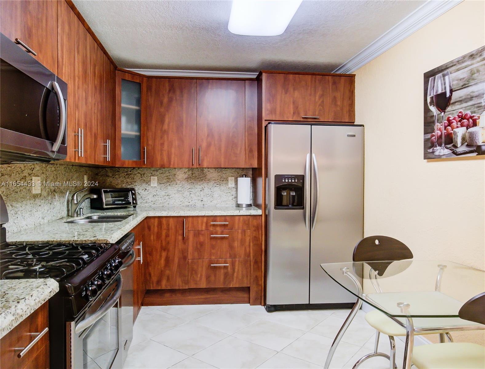 PARKER PLAZA CONDO ESTATE - Residential