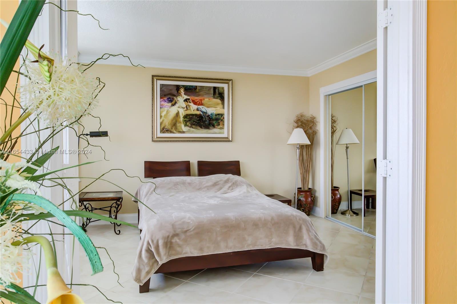 PARKER PLAZA CONDO ESTATE - Residential
