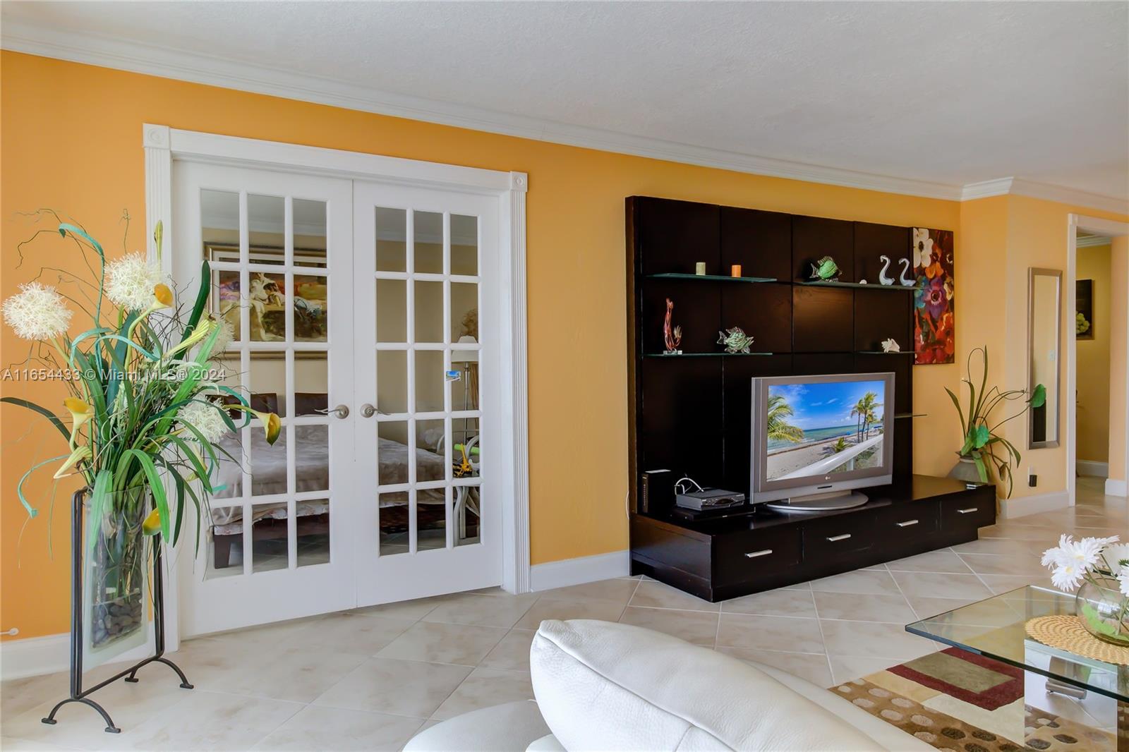 PARKER PLAZA CONDO ESTATE - Residential