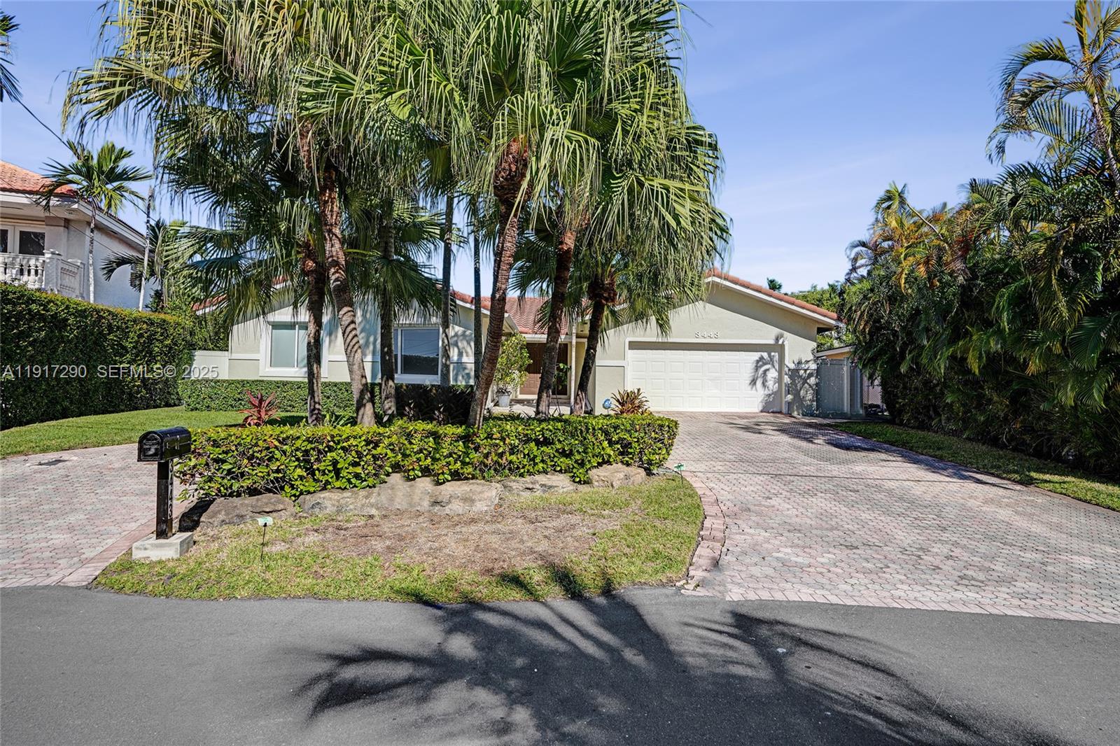 EASTERN SHORES 1ST ADDN - Residential