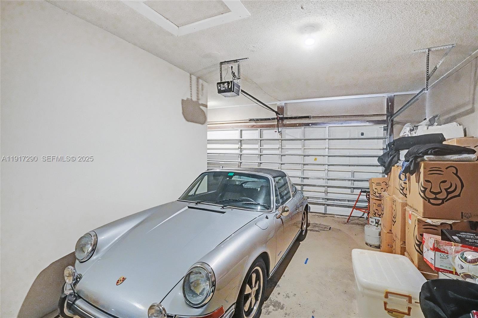 EASTERN SHORES 1ST ADDN - Residential