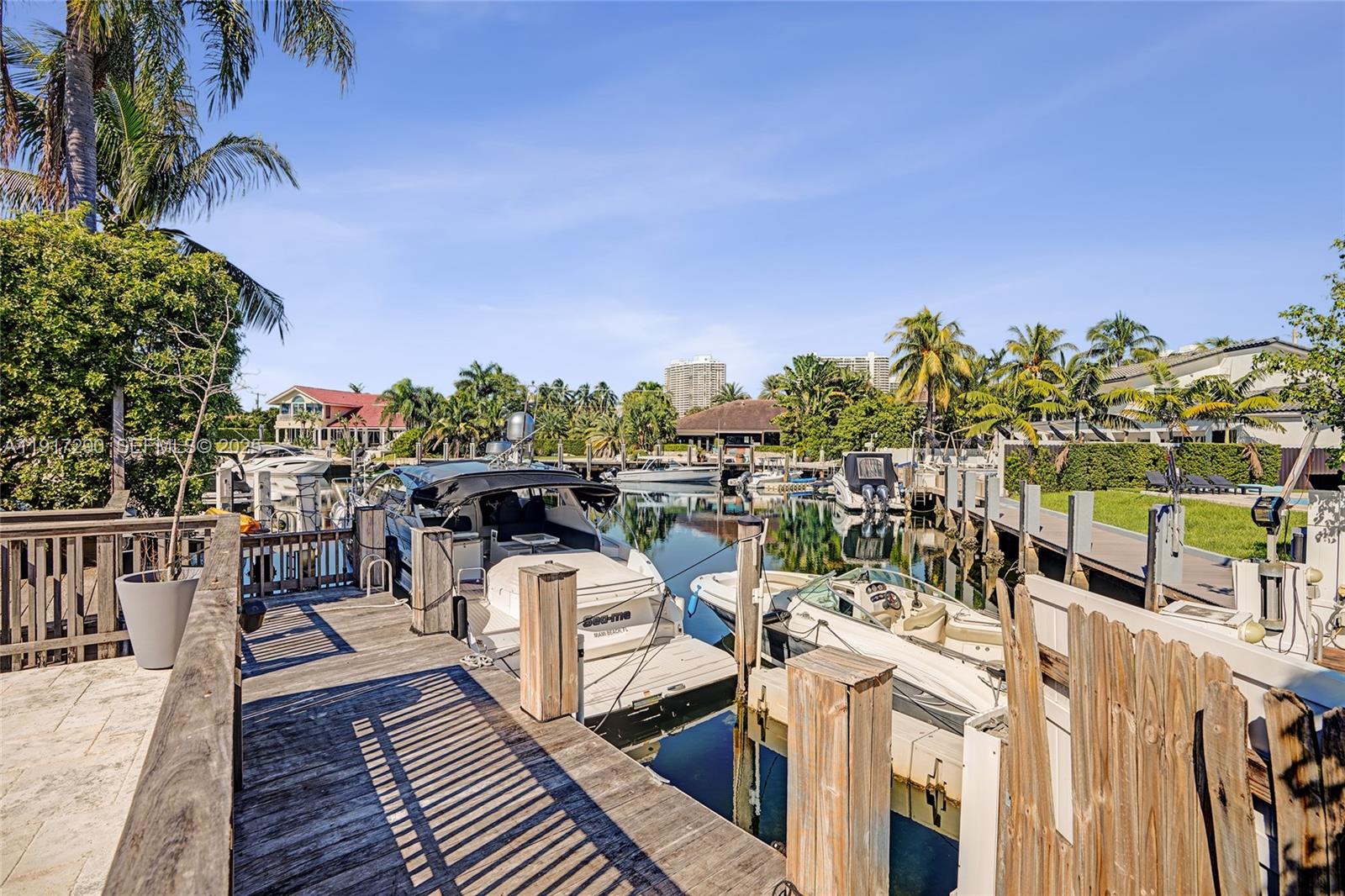 EASTERN SHORES 1ST ADDN - Residential