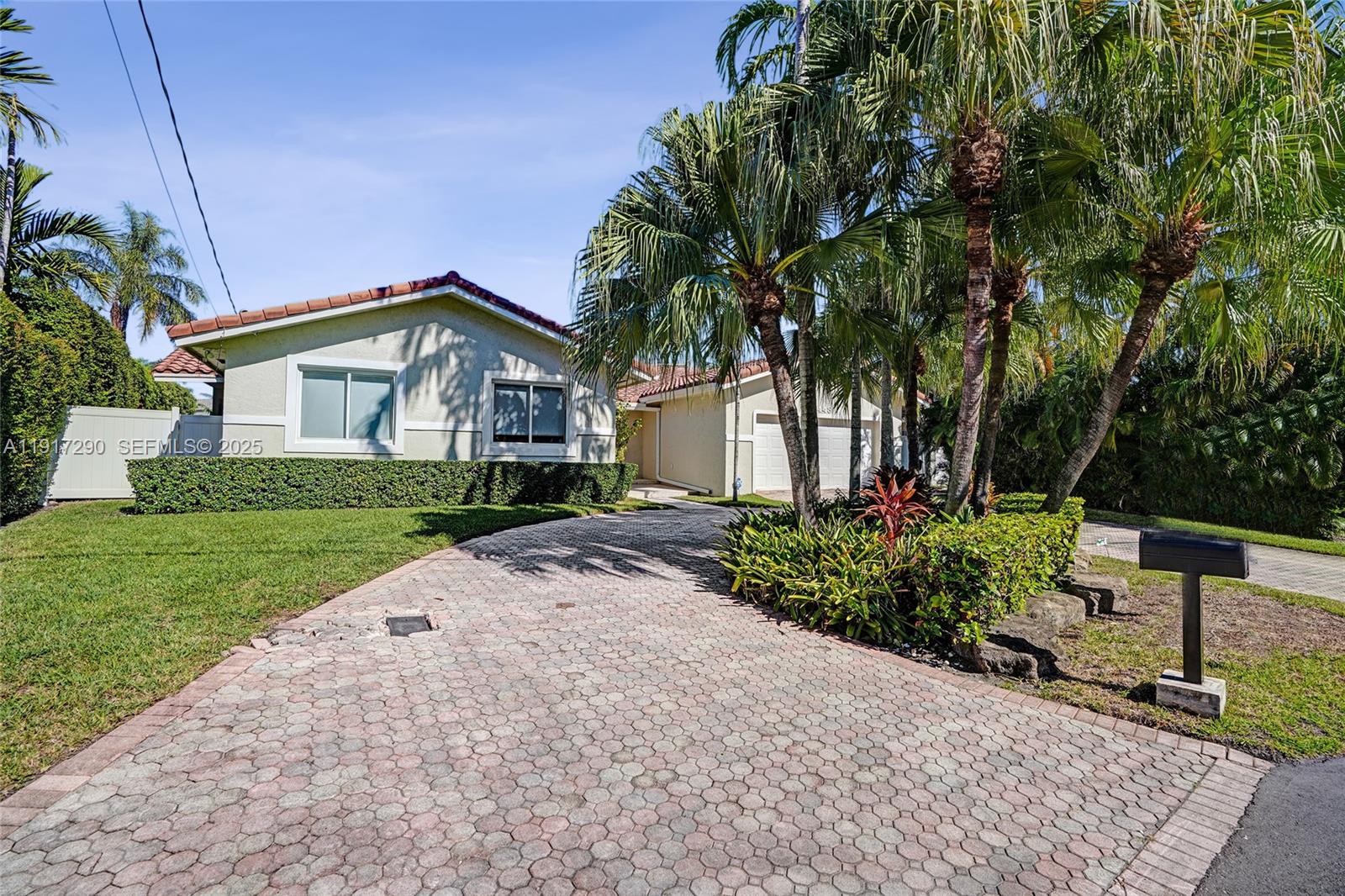 EASTERN SHORES 1ST ADDN - Residential