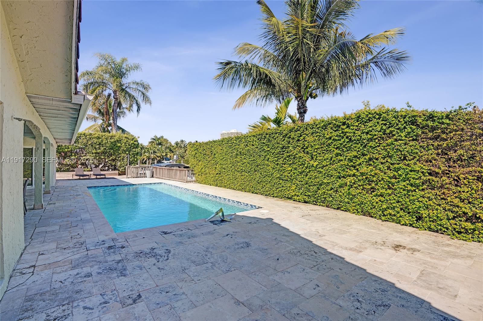 EASTERN SHORES 1ST ADDN - Residential