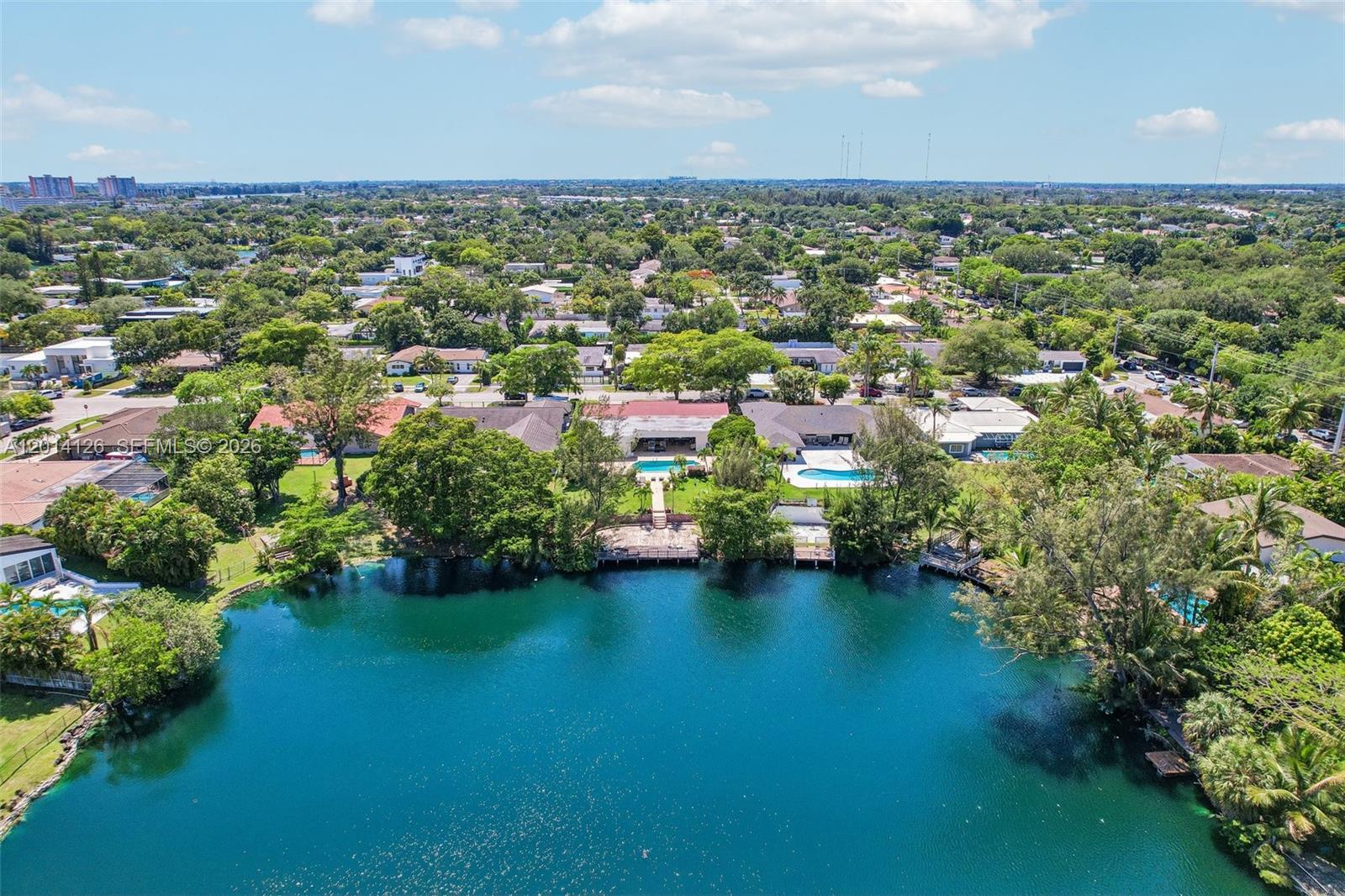 NORTH LAKE ESTATES - Residential