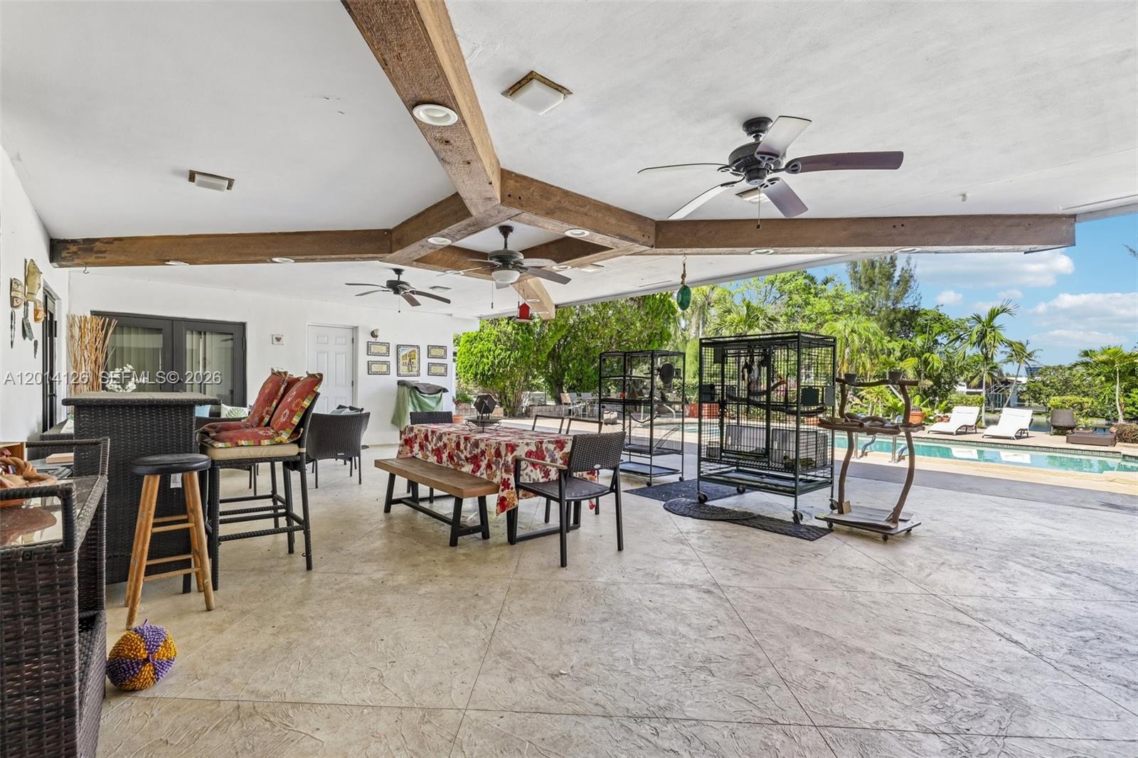 NORTH LAKE ESTATES - Residential