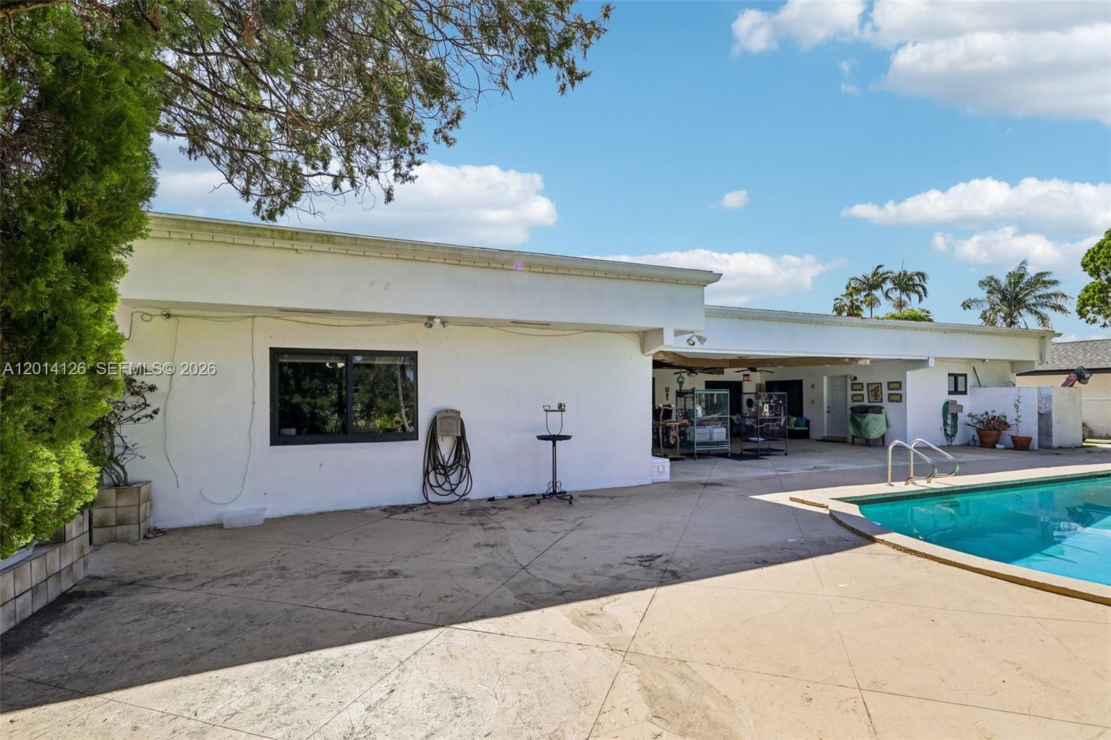 NORTH LAKE ESTATES - Residential