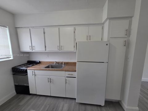 1628 SW 7th St 6 Miami FL 33135