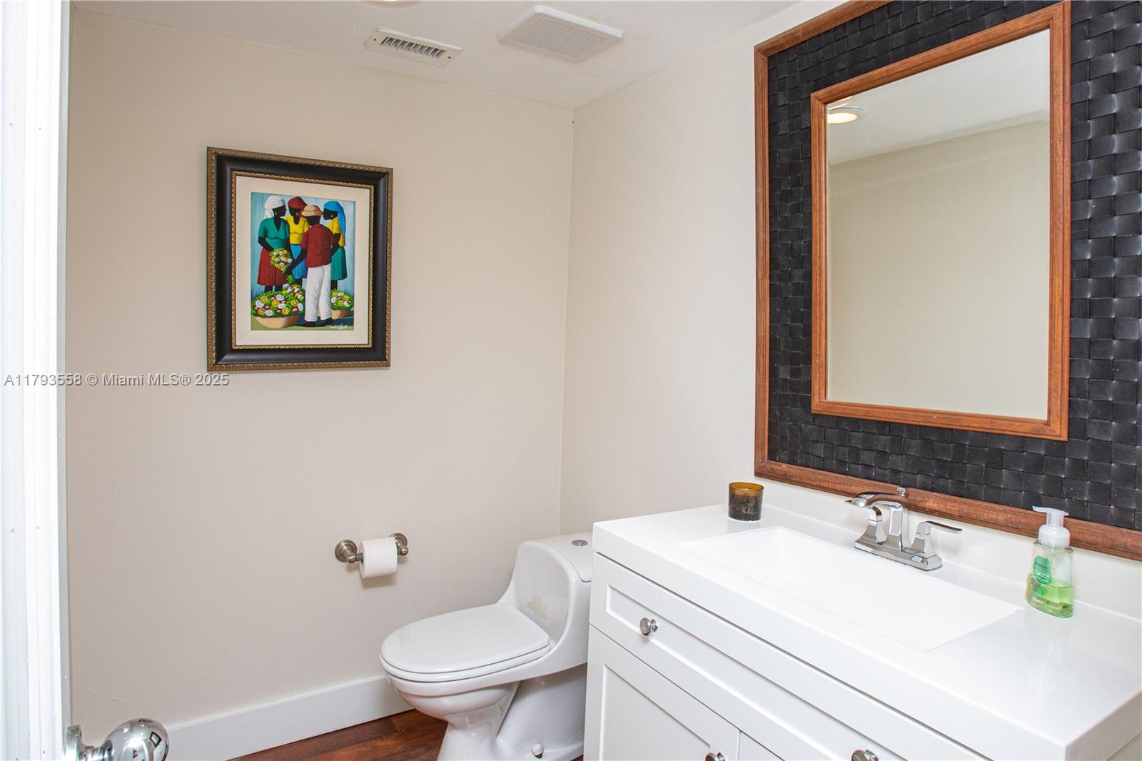 CAPE FLA CLUB CONDO CLUST - Residential Lease