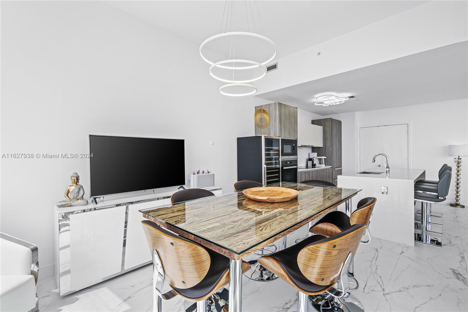 BISCAYNE BEACH CONDO - Residential