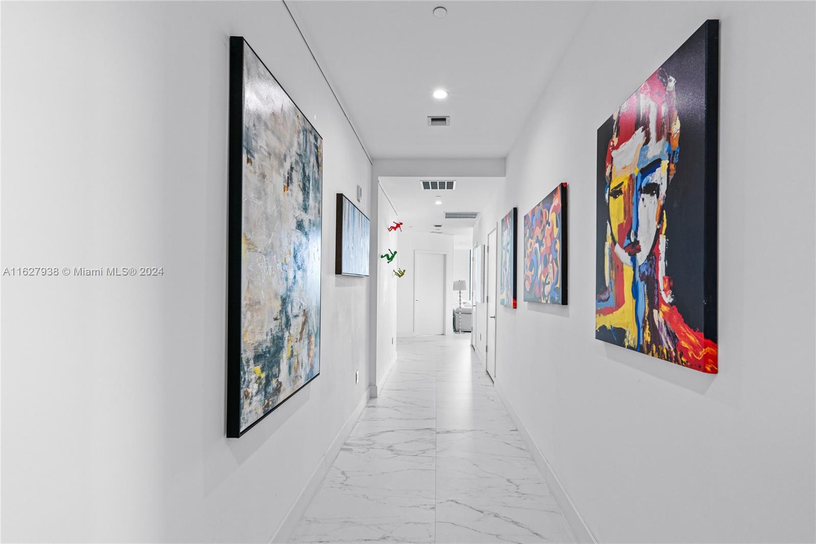 BISCAYNE BEACH CONDO - Residential