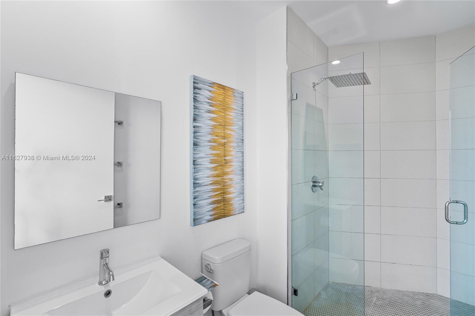 BISCAYNE BEACH CONDO - Residential